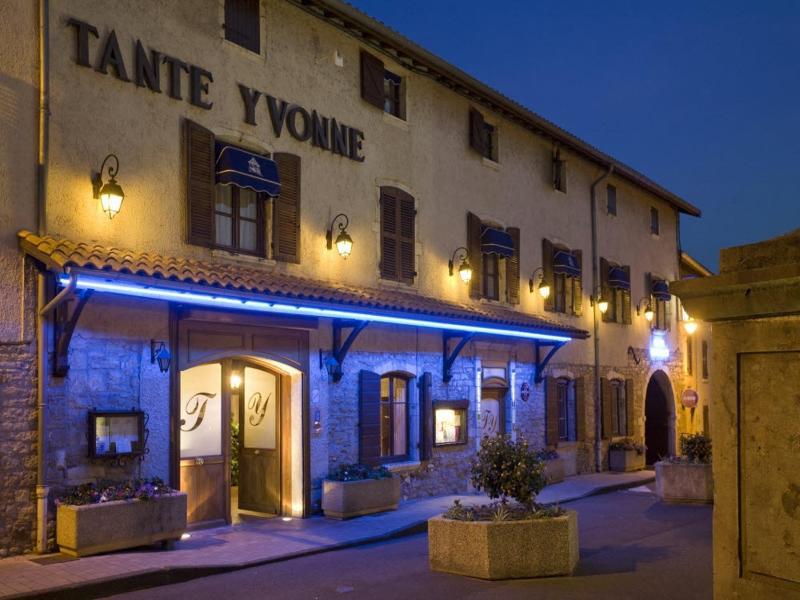 Logis Hotel Tante Yvonne & Son Restaurant Semi-Gastronomique - Lyon Nord Quincieux Екстер'єр фото